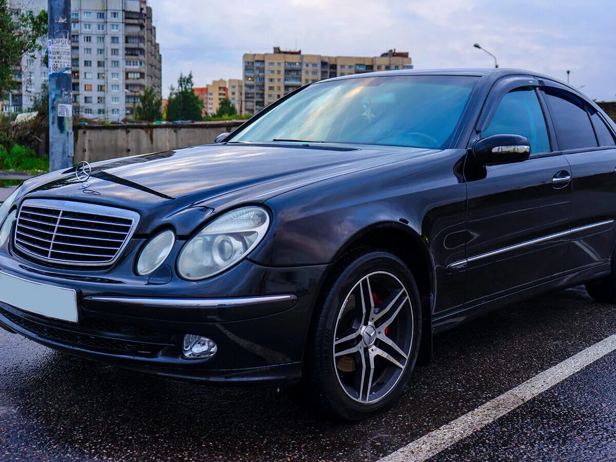 Купить мерседес 2004. Мерседес w211 e200. Мерседес Бенц w211. Mercedes Benz e320 w211. Мерседес е211 2004.