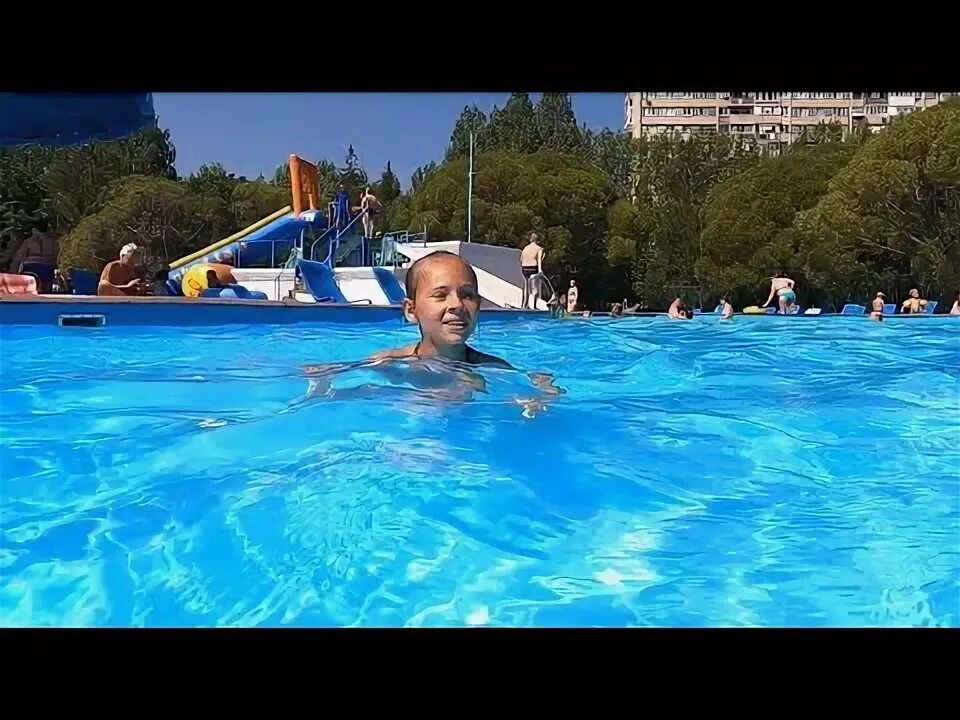 Фанни парк тольятти аттракционы. Тольятти парк с бассейном. Аквапарк в фанни парке в тольятти. Фанни парк тольятти бассейн. Тольятти парк с бассейном.