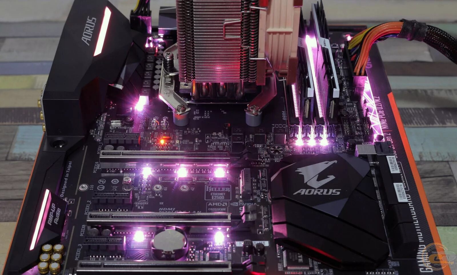 Gigabyte x370. Gigabyte AORUS k7 RGB. Gigabyte AORUS k7. Gigabyte ga-ax370-Gaming k7.