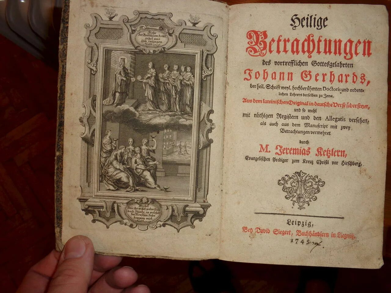 Книги на немецком языке купить. Старинные немецкие книги. Книги 18 века. Старинные книги на немецком языке. Немецкая древняя книга.