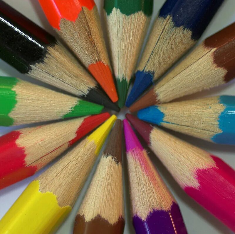Active colors. Цветотерапия Радуга. Цветовая терапия. Картинки по цветотерапии. Цветотерапия для детей.