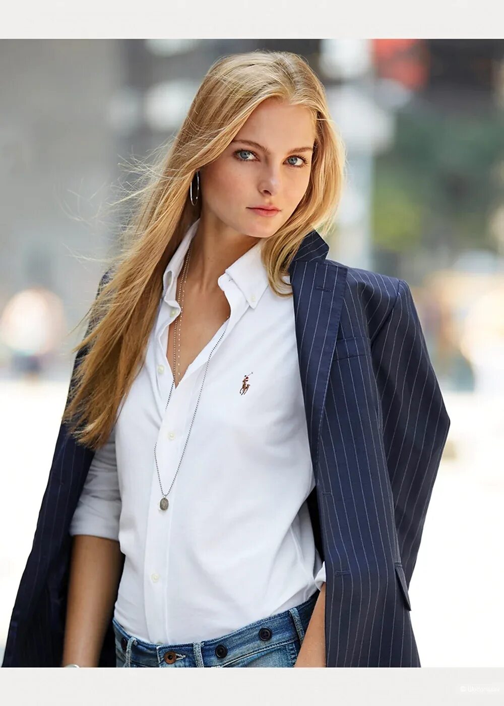 Ральф лорен преппи. Ralph lauren джинсовая рубашка женская. Стиль преппи ralph lauren. Lauren ralph lauren одежда женская. Рубашка джинсовая женская с воротником стойкой.