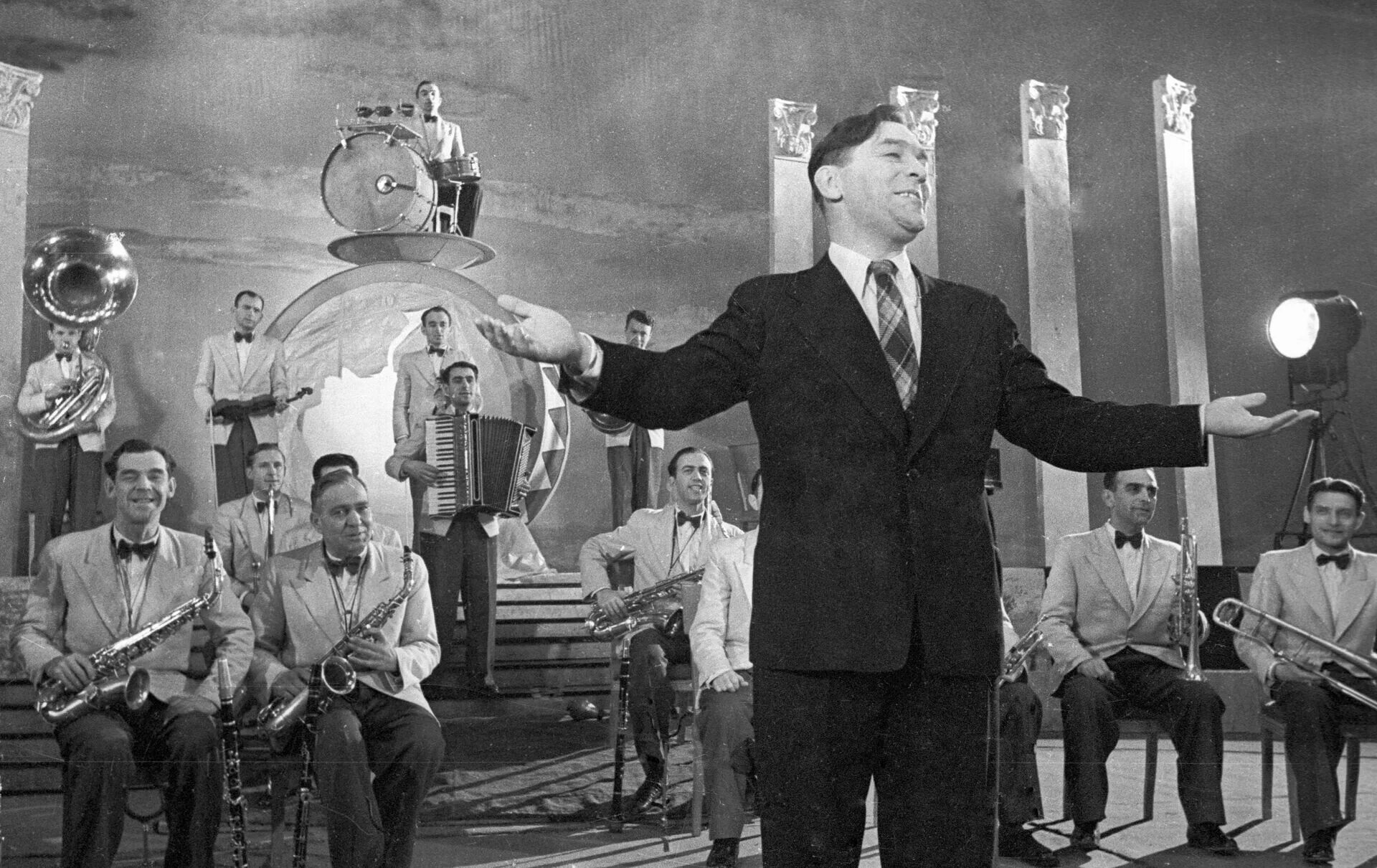 Джаз бэнд 19 века. Джаз бэнд 1940. Ссср в 1920-1930 годы. Оркестр гленна миллера. Советская культура 1920/30-х годов.