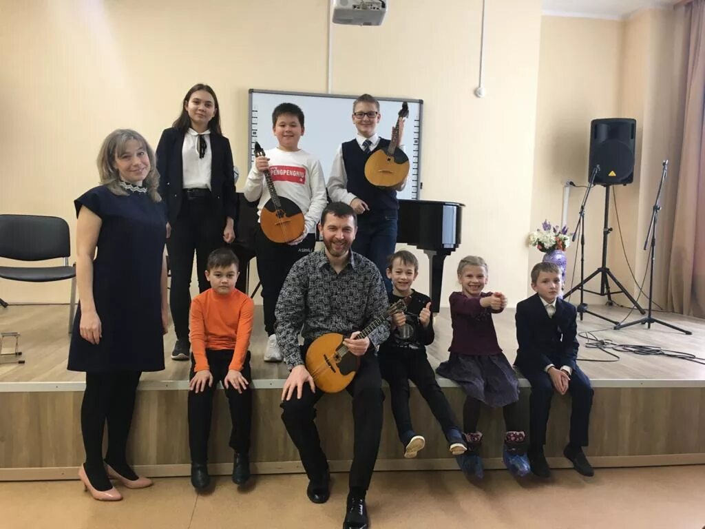 Дши развилка. Дши развилка. Детская школа искусств пос. «детская школа искусств пос. Дши развилка официальный сайт.