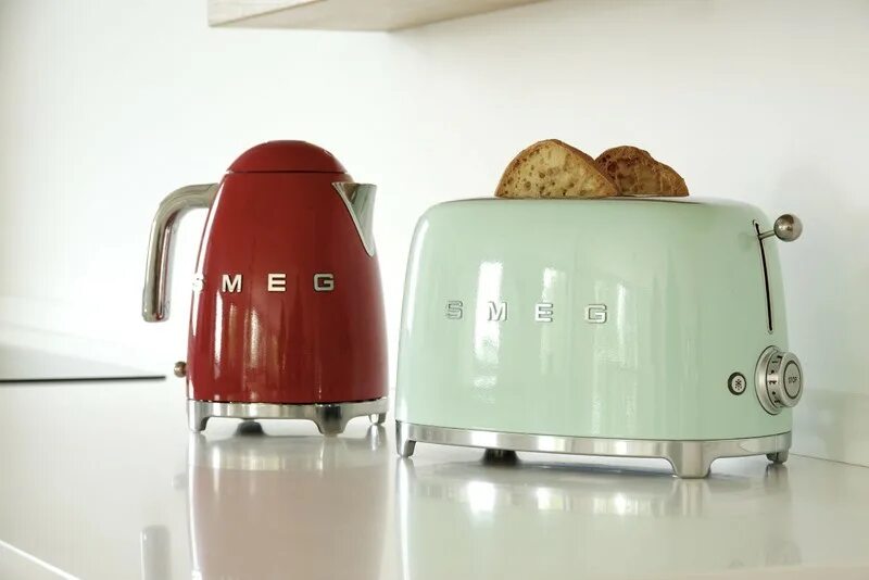 Сервис смег. Тостер Smeg tsf01pgeu Green. Тостер Smeg tsf01 зелёный. Электрический чайник Smeg klf03, бронза. Электрический чайник Smeg klf03greu Grey.