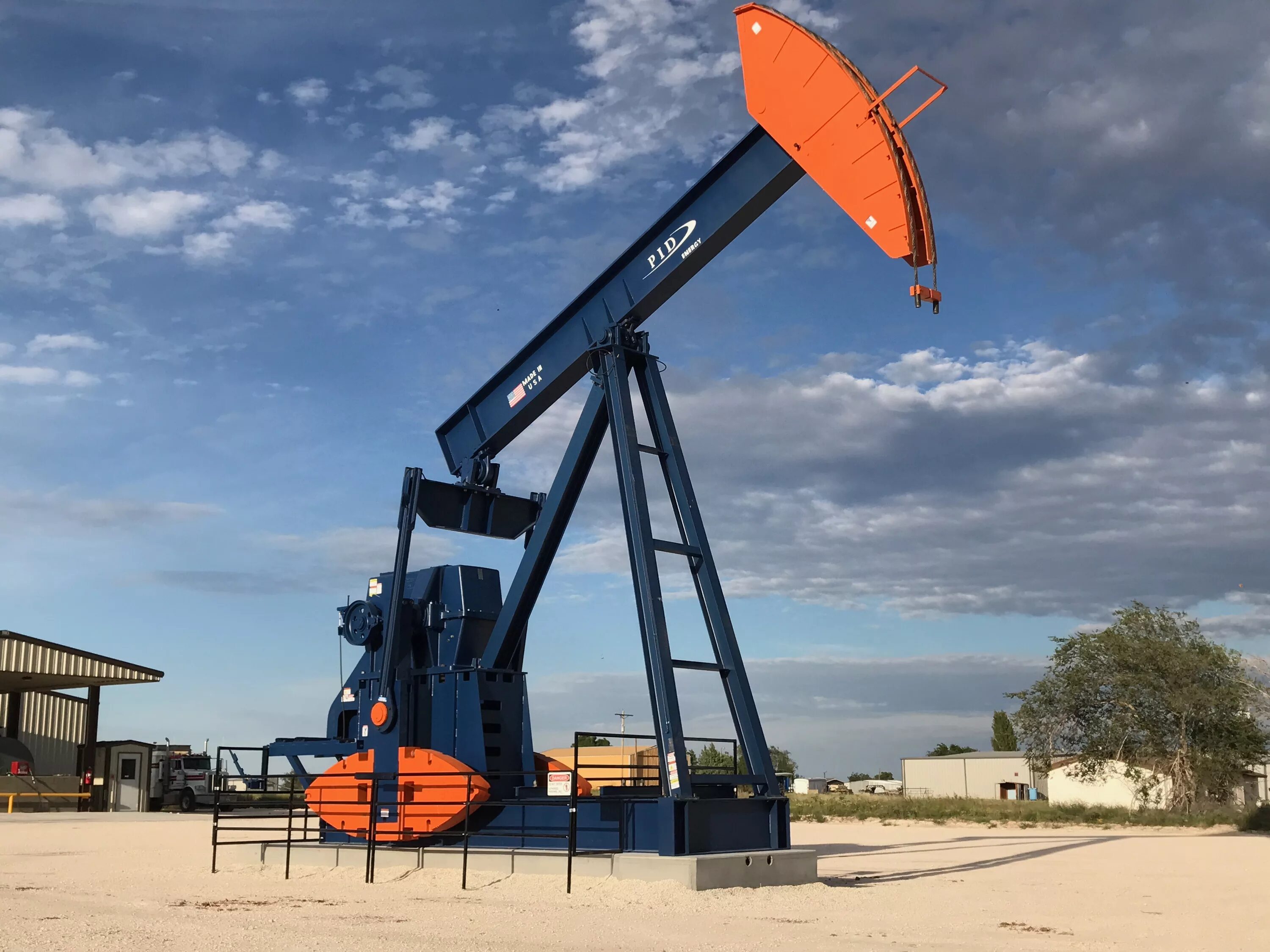 Pumping storm. 13. Pumping unit. Передвижной станок качалка лафкин марк. Pumped field.