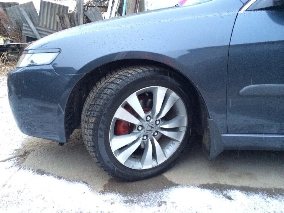 Honda Accord 7 225/55r17. Honda Accord 225 60 17. Шины 225 55 17 на Хонда Аккорд 7. Резина 225 55 r 17 на Хонда Аккорд 8.