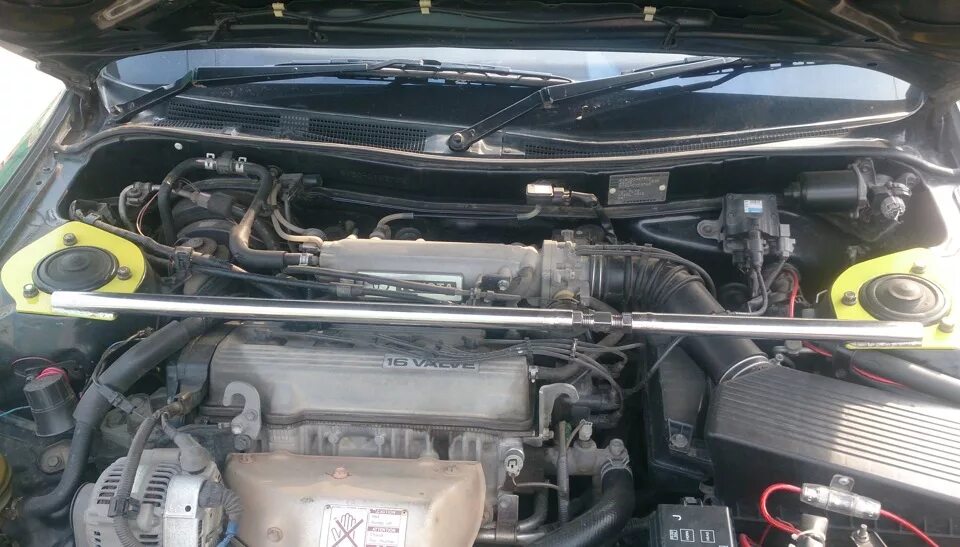 Тойота виста ардео аккумулятор. Toyota vista sv43. Тойота виста под капотом. Тойота виста sv55. Тойота виста 3s.