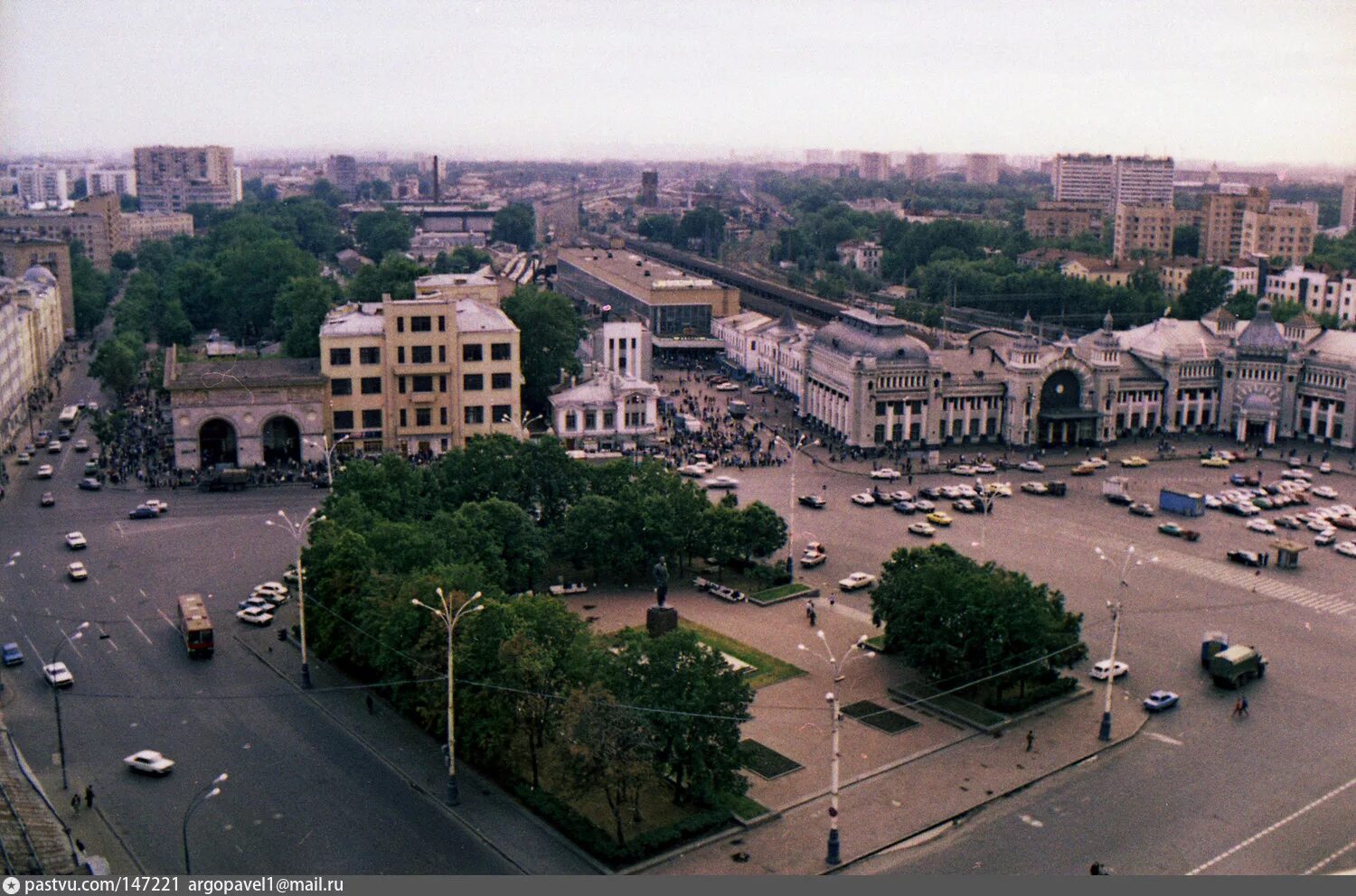 Фото 1990. Улица проспект мира 1990. Площадь белорусского вокзала 60-е. Тверская улица в 1990е. Москва 1990.