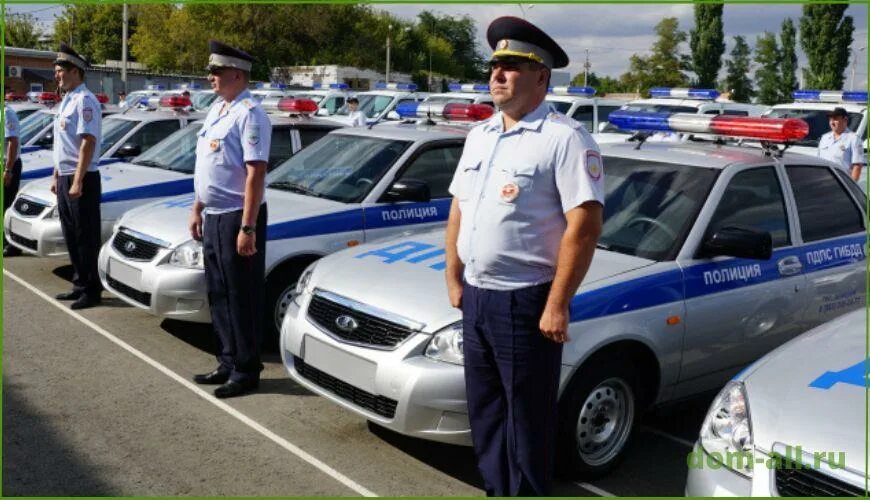 Машина ГИБДД. Полиция ГИБДД России. Полицейский ДПС. Полиция ДПС Россия.