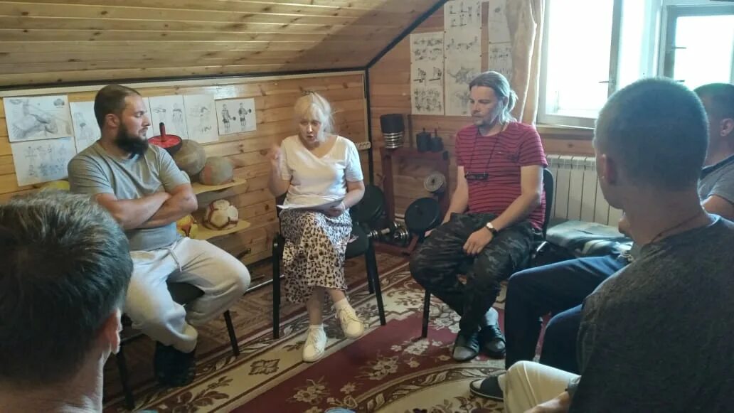 Реабилитационный центр тюмень. Реабилитационный центр для алкоголиков нижнекамск. Реабилитационный центр для алкоголиков 89311061210. Реабилитационный центр маяк москва. Реабилитационный центр для алкоголиков 89311061210.