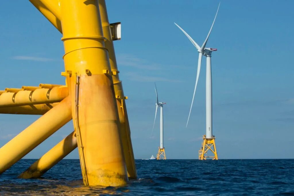 Floating over. Offshore Wind Turbine. Offshore Wind Farm Project. Океанические ветрогенераторы. Плавучие ветроэлектростанции.