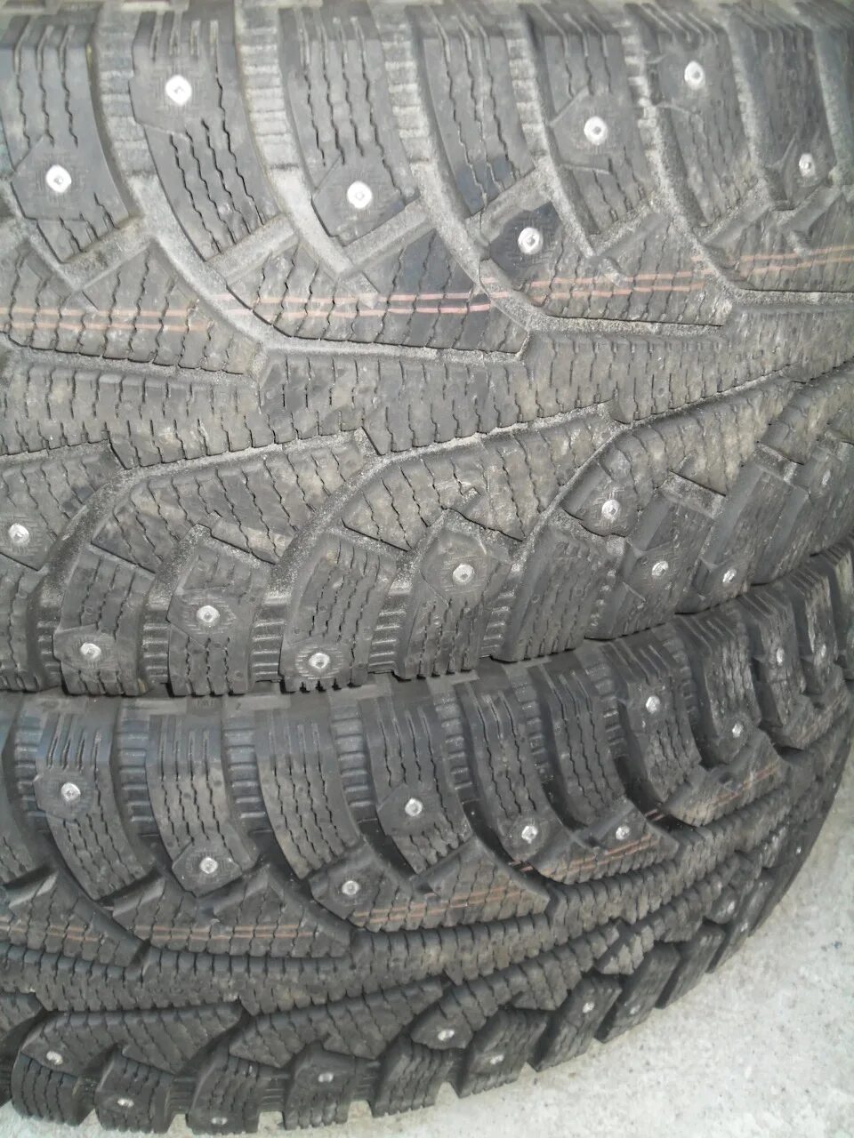 235 65 17 зимняя шипованная. Hankook rw11 109q. Зимняя резина kumho 2013 izen kw 22. 235 65 17 зима шипы. 235 65 17 зимняя шипованная.