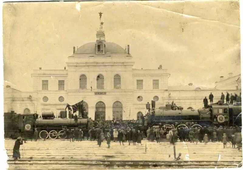 Белинский вокзал. Вокзал станции Чита-1 1922 год. ЖД вокзал Пенза. ЖД вокзал Пенза 1. Старый ЖД вокзал Пенза.