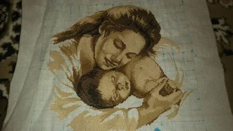 Мама вышьет