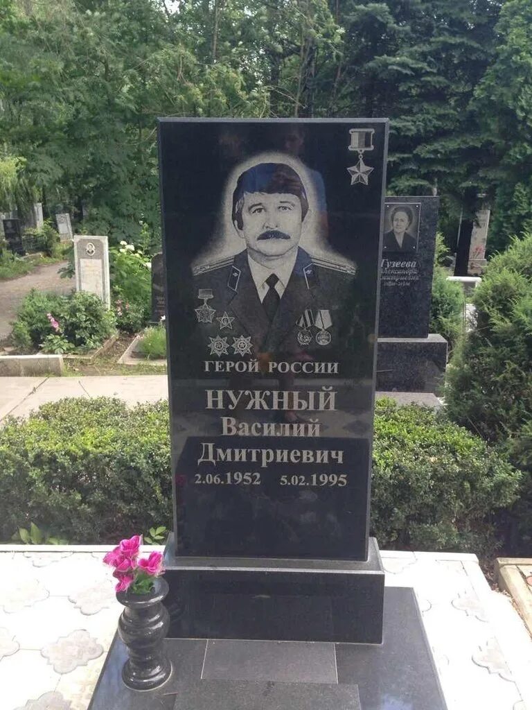Свои герои. Герой нужный в д. Свои герои. Расскажи о своем герое. Герой нужный в д.