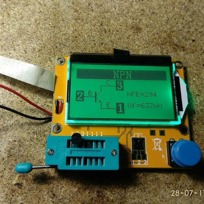 Lcr метр t4. Тестер радиодеталей lcr-t4. Измеритель esr lcr-t4 тестер транзисторов mega328. Цифровой lcr mega328. Транзистор-тестер lcr-t4 mega328 дисплей.