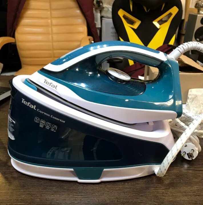 Tefal express essential sv6115e0. Парогенератор tefal express essential sv6116e0. Парогенератор tefal sv6115e0. Express essential sv6115e0. Тефаль парогенератор винты крепления.