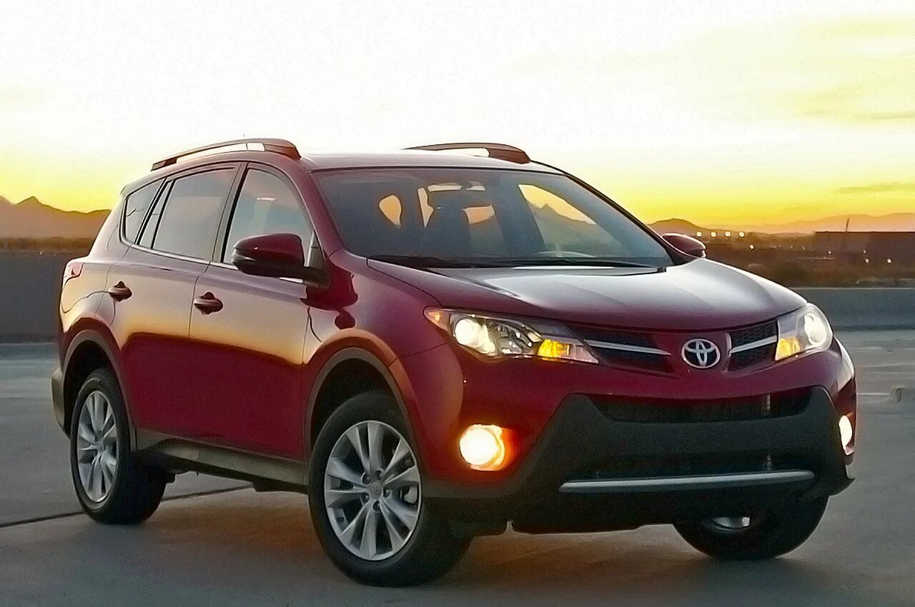 Toyota rav4 2013. Тойота рав 4 2013. Тойота рав 4 вишня. Тойота рав 4 Вишневая.