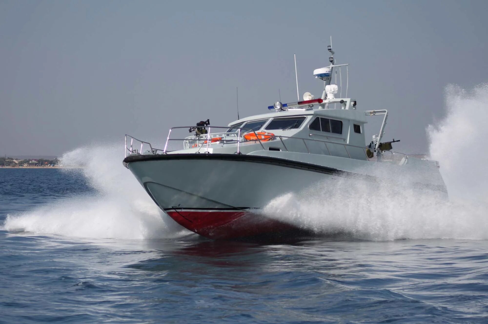 Бл 680 катер. Мореходный алюминиевый катер sea pride 850. Российские катера. Российские катера. Бл-820 катер.