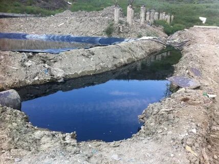 Почему реки черные