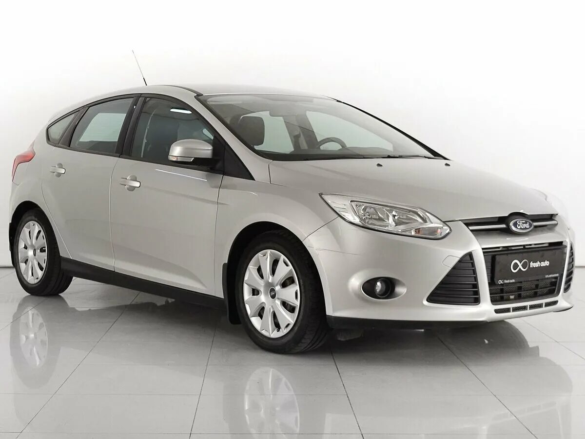 Форд фокус 3 2012 год купить. Ford Focus III 2011. Форд фокус 3 седан 2011. Форд фокус 3 хэтчбек 2011 года. Форд фокус 2011 хэтчбек 1.6.