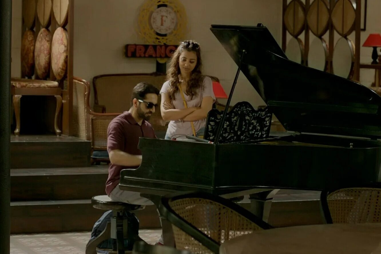 Shoot the piano player. Стреляйте в пианиста фильм 2018. Индийский фильм стреляйте в пианиста (2018). Пианистка фильм 2018. Фильм 1984 пианист.