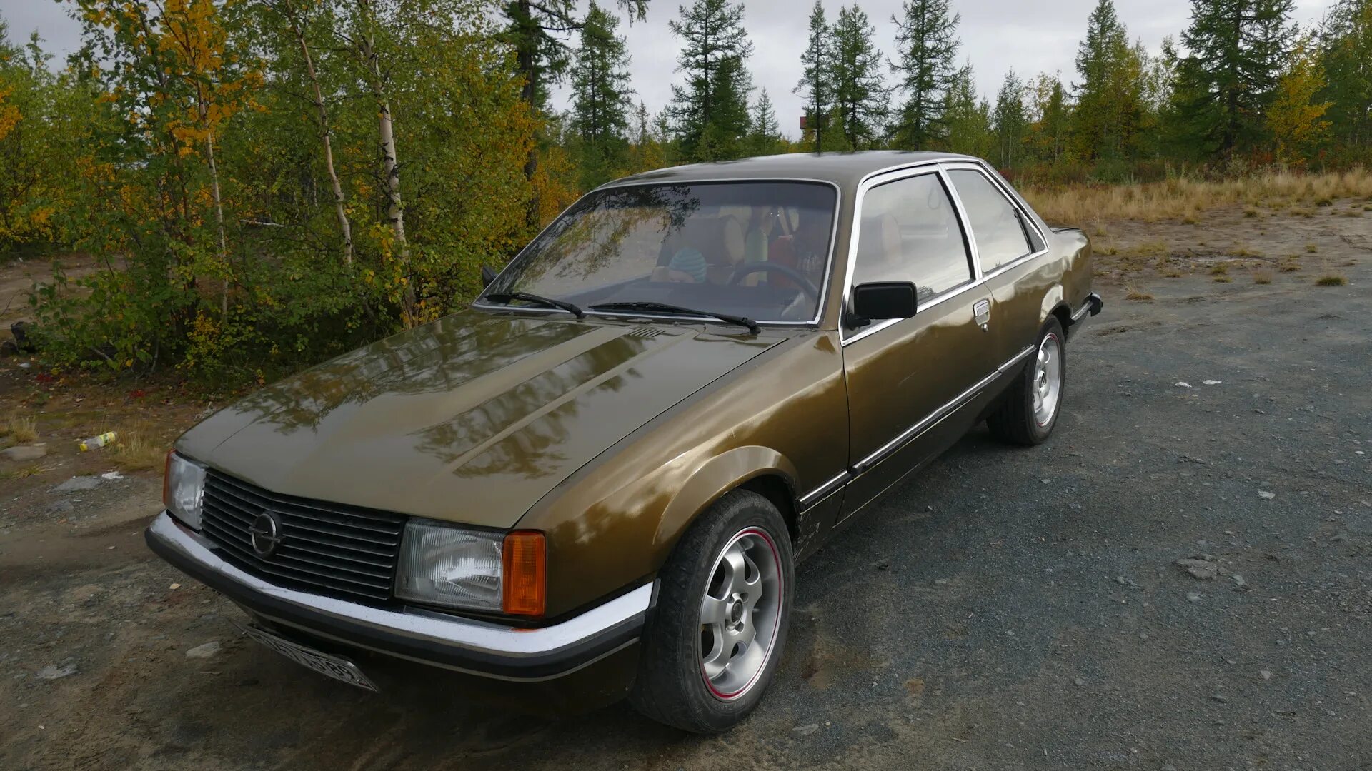 Опель рекорд купить. Opel Rekord e2. Опель рекорд 1986 купе. Опель рекорд 1980. Опель рекорд 1980 купе.