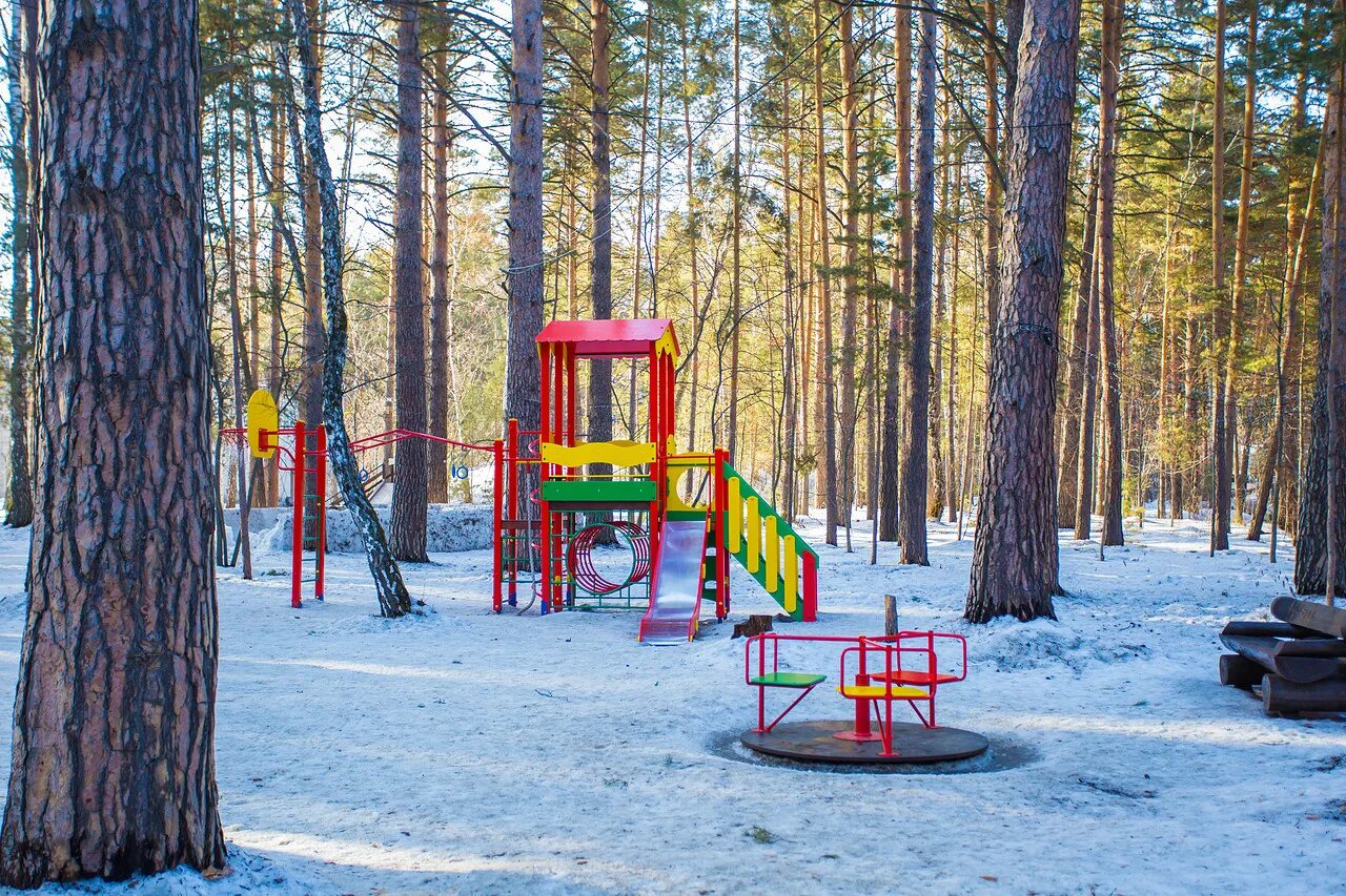 Лечение сибиряками. Сибиряк санаторий бердск мальдивы. Санаторий сибиряк новосибирск. Санаторий сибиряк новосибирск. База сибиряк бердск.