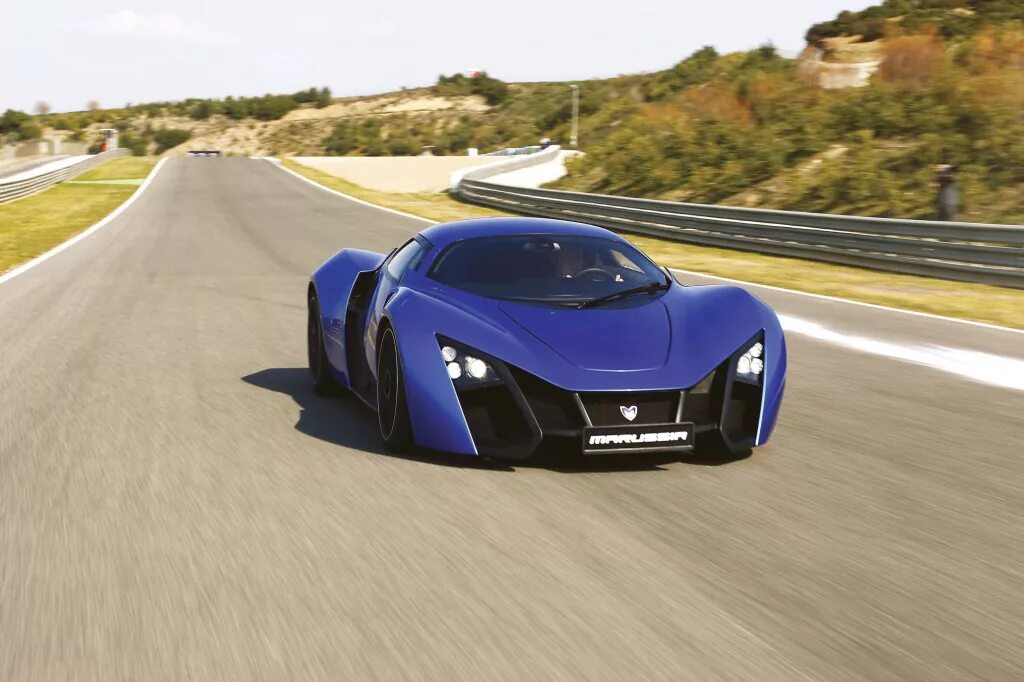 Про быструю машину. Спорткар Marussia b2.