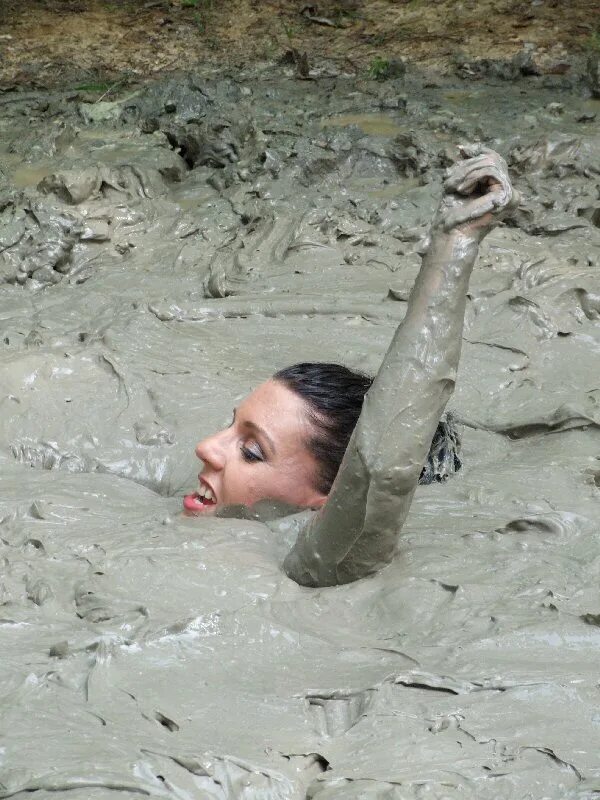 Girl in quicksand