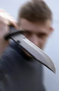 Во сне напали с ножом на меня