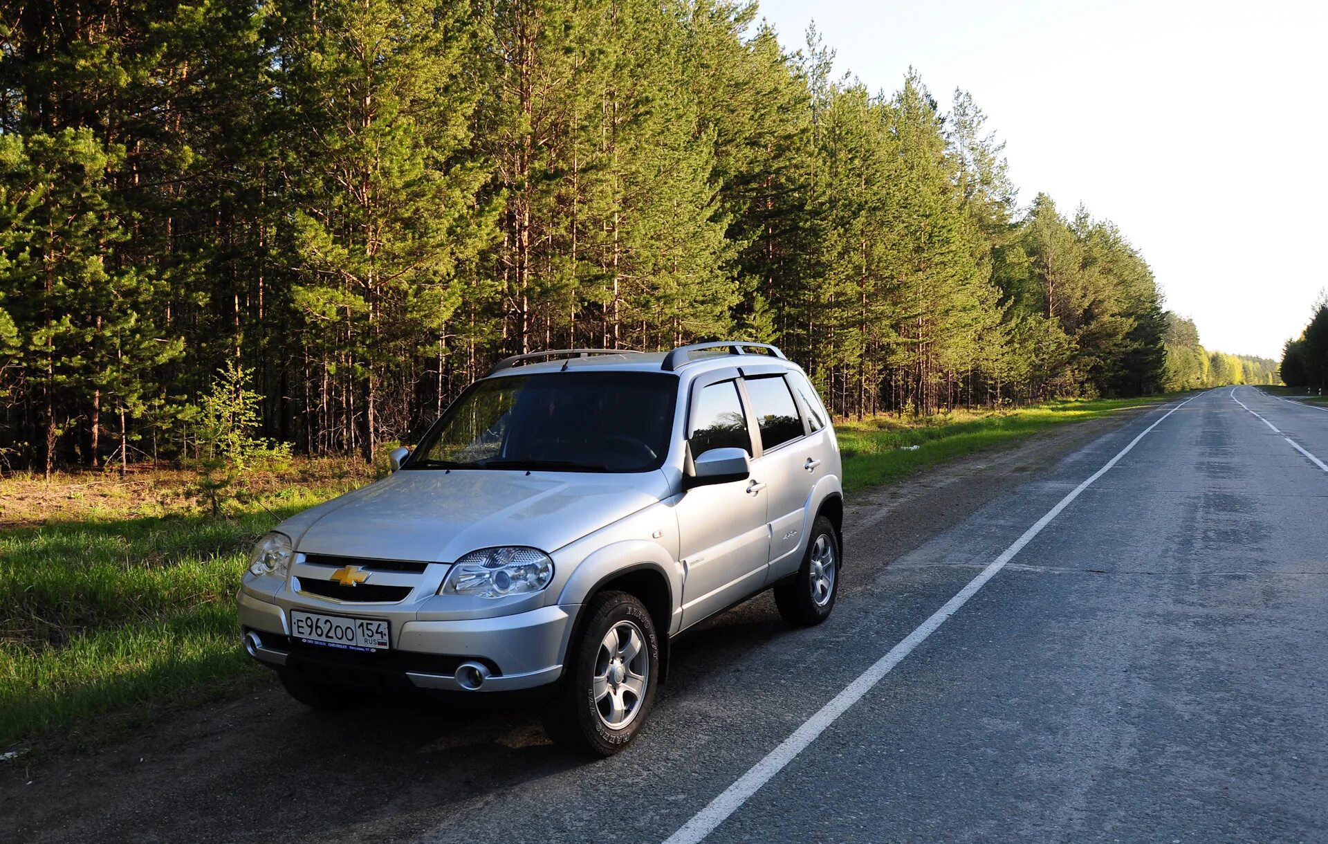 Шеви тольятти. Шеви Нива 2012. Chevrolet Niva 2012 год. Нива Шевроле 4 на 4. Chevrolet Niva 2000.