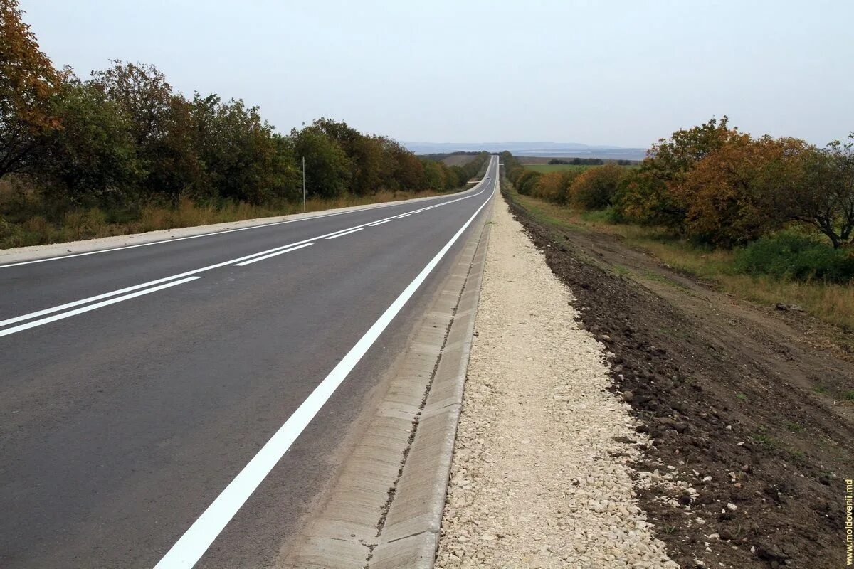 Трасса м14 молдова. Автомобильные дороги молдавии. Молдавия дороги. Дорога кишинев. Трасса м14 молдова.