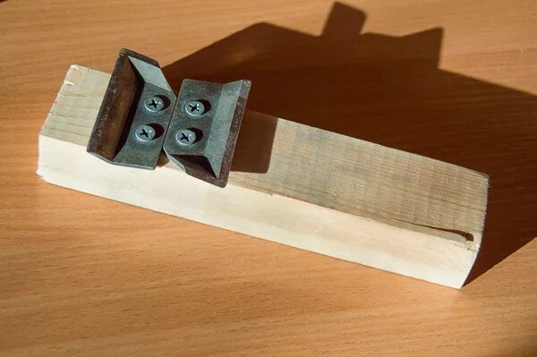 точилка для ножей ледобура мора. приспособление для заточки ножей ледобура своими руками.