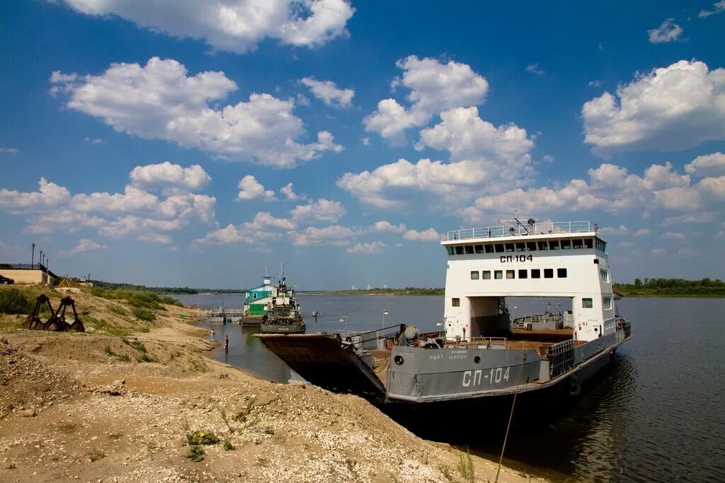 Из франции в ирландию на пароме. Паром рыбинск мышкин. Паромная переправа великий устюг. Завидово пассажирский порт. Паром добавить.