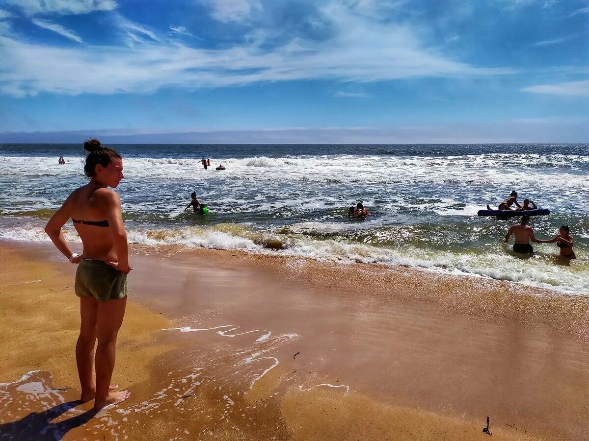 Про море заречье. Знаменитая передача про море. Бриз морской морской прибой. Пляж волны. Атлантический океан куба.