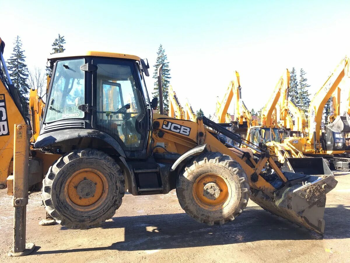 Jcb 3cx москва. JSB экскаватор 3cx. Экскаватор-погрузчик JCB 3cx. Экскаватор-погрузчик JCB 3сх. Экскаватор-погрузчик JCB 3сxk14m2nm.