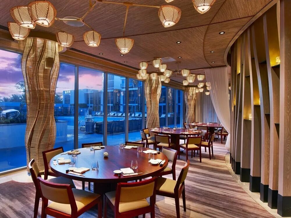 White rabbit ресторан москва сити. Отель азимут ресторан сахалин. Кафе ресторан. La veranda ресторан москва. Ресторан сахалин веранда.