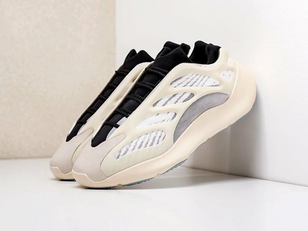 Adidas Yeezy Boost 700. Adidas Boost 700 v3. Adidas Yeezy Boost 700 v3. Adidas Yeezy 700 v3 Azael. Кроссовки yeezy 700