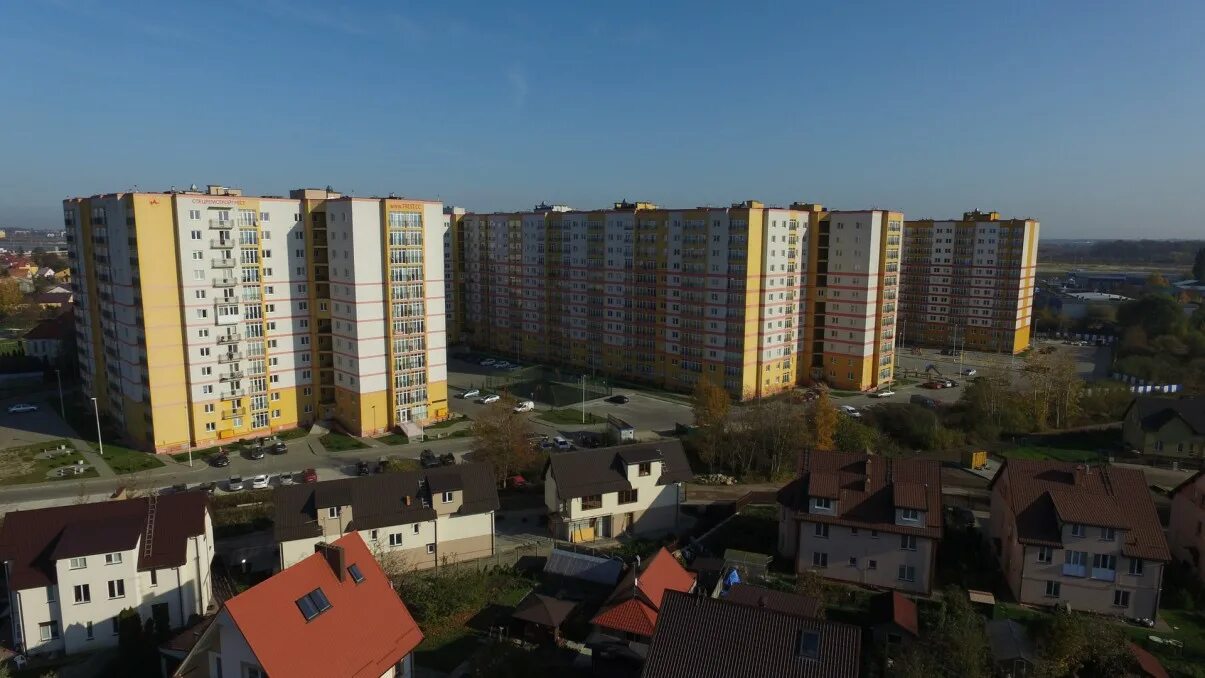 Васильково квартиры. Васильково калининград. Поселок васильково калининградская область. Калининградский переулок 4 васильково фото с космоса. Васильково калининградская область.