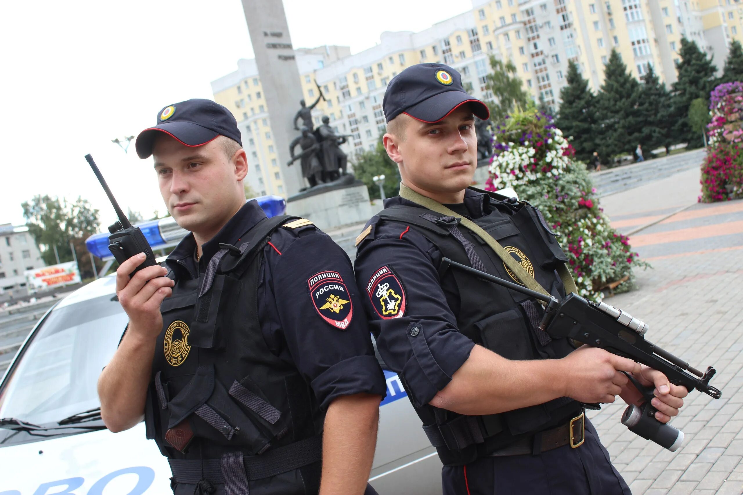 Действия наряда полиции. Российский полицейский. ППС. Полицейский ППС С автоматом. Современная полиция России.