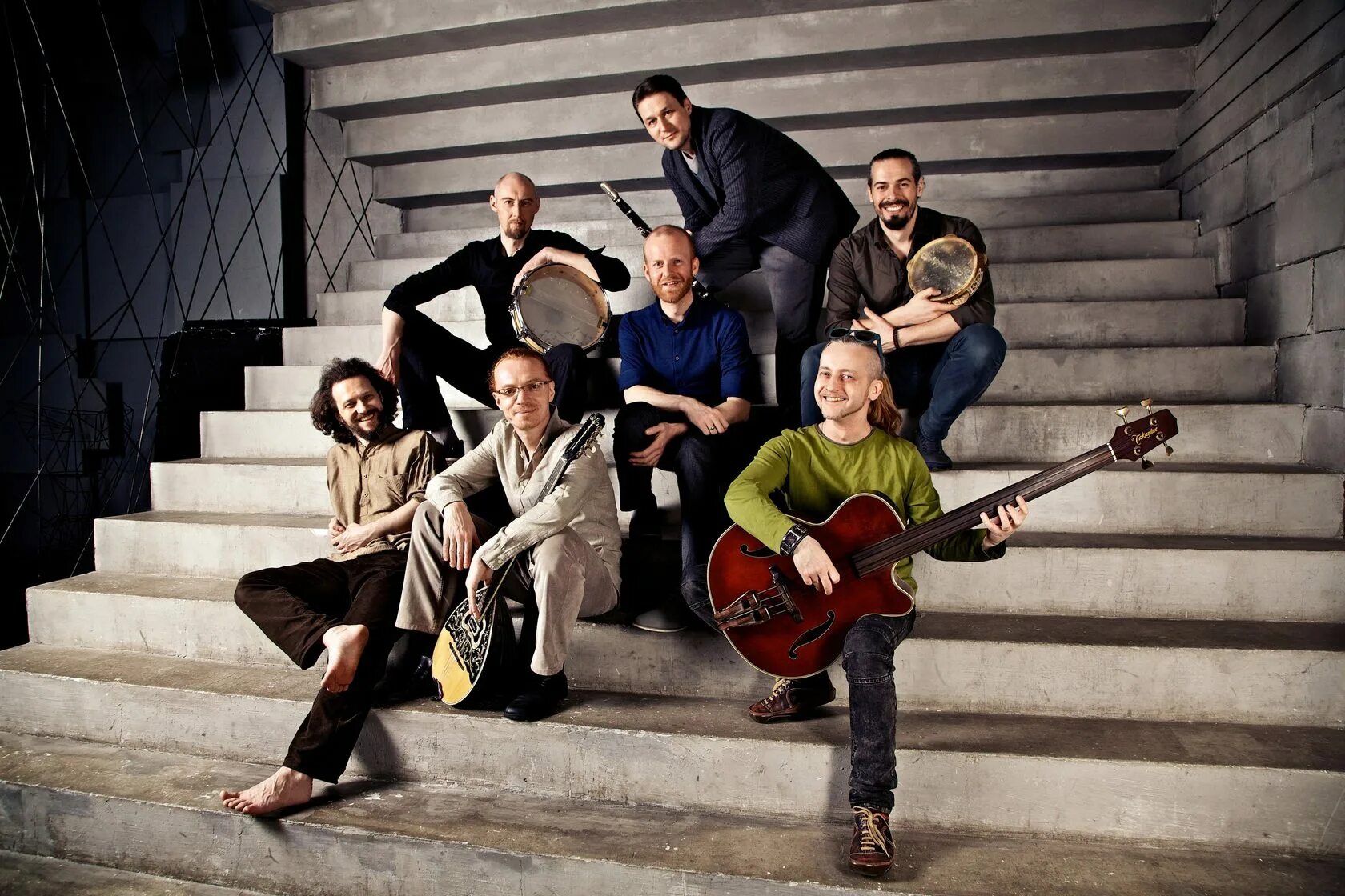 Seven eight Band. Этнические музыкальные группы новый год. Armenian Jazz Band. Перкуссионист Seven eight Band. Открой 8 группу