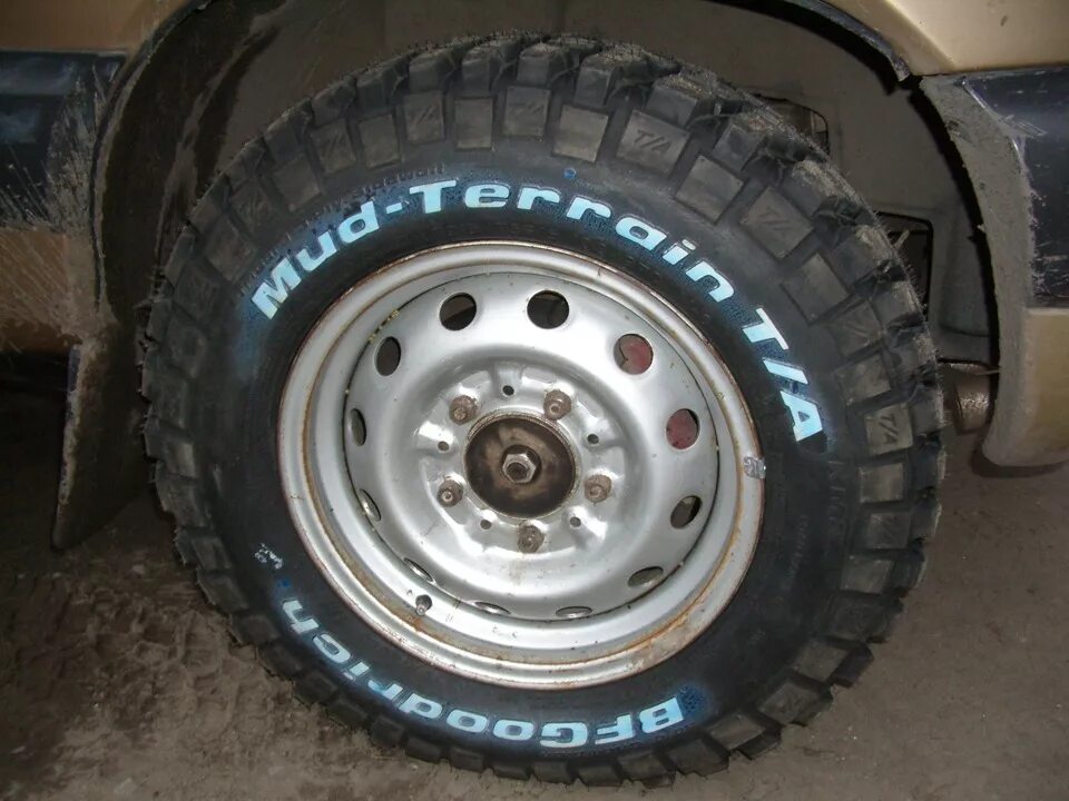 215/75 R15 гудрич. 215/75r15 BFGOODRICH Нива. Mud Terrain t/a 215/75 r15 УАЗ. Гудрич МТ км3 215-75-15.