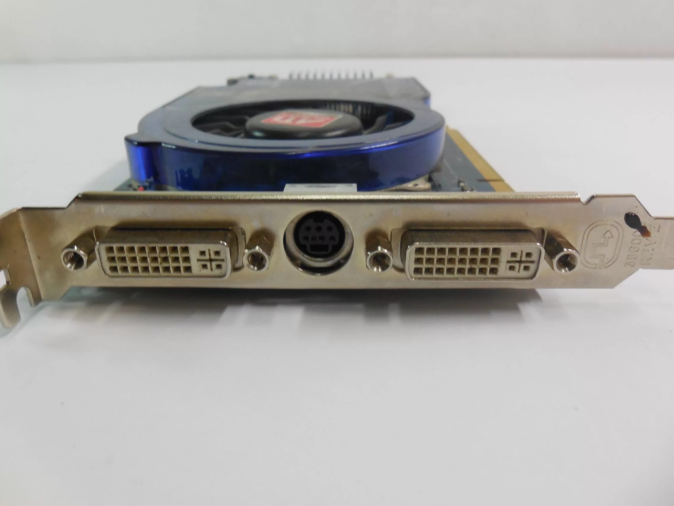 Ati radeon 3850. Hd3850 Sapphire PCI. Видеокарта Sapphire 3850.