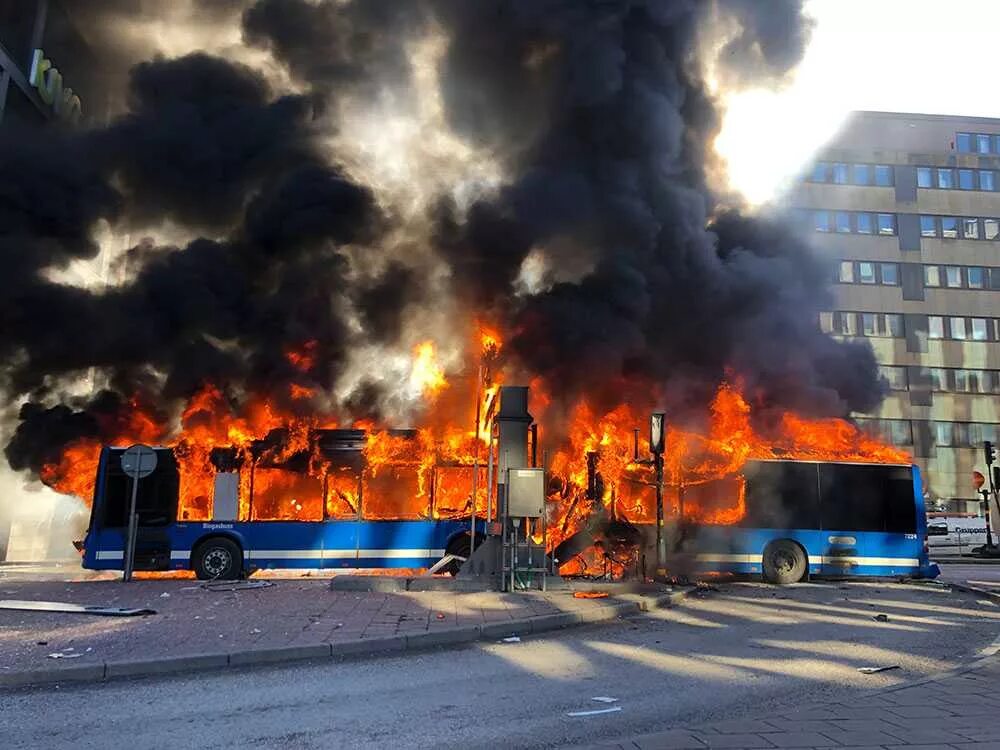 Пожары взрывы на транспорте. Стокгольмский пожар. Стокгольм пожар.