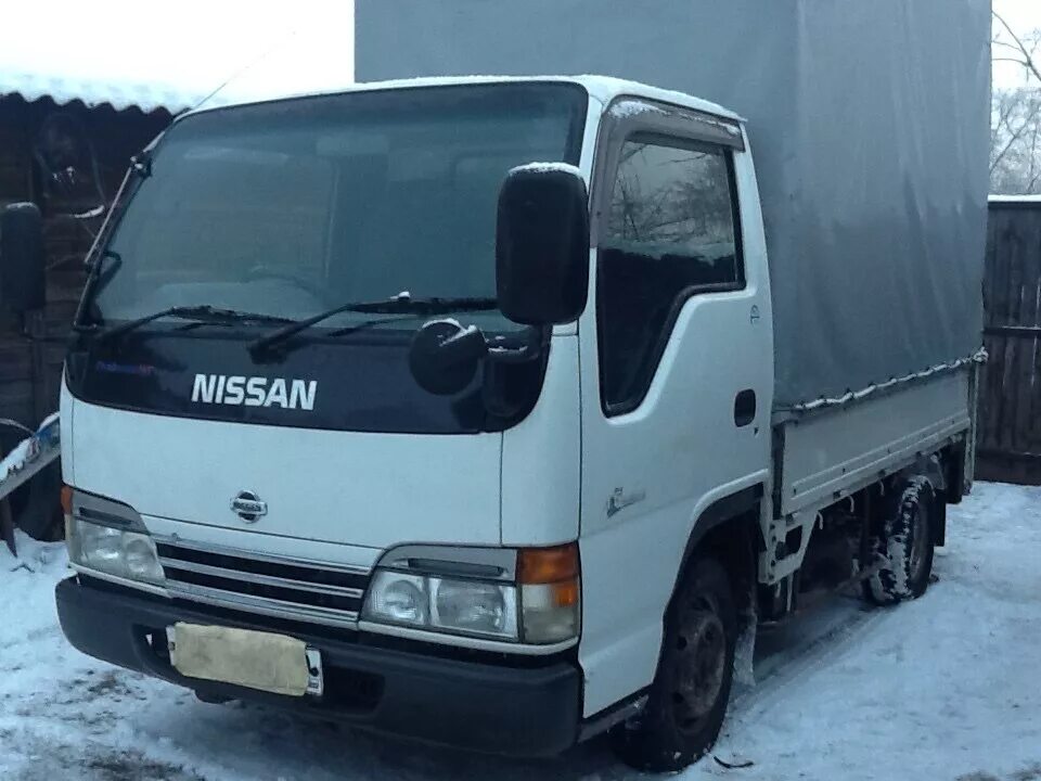 Ниссан атлас 1994 года 3. Ниссан атлас 2000г. Грузовик ниссан атлас 1993. Nissan diesel 1992. Ниссан атлас 2001 года.