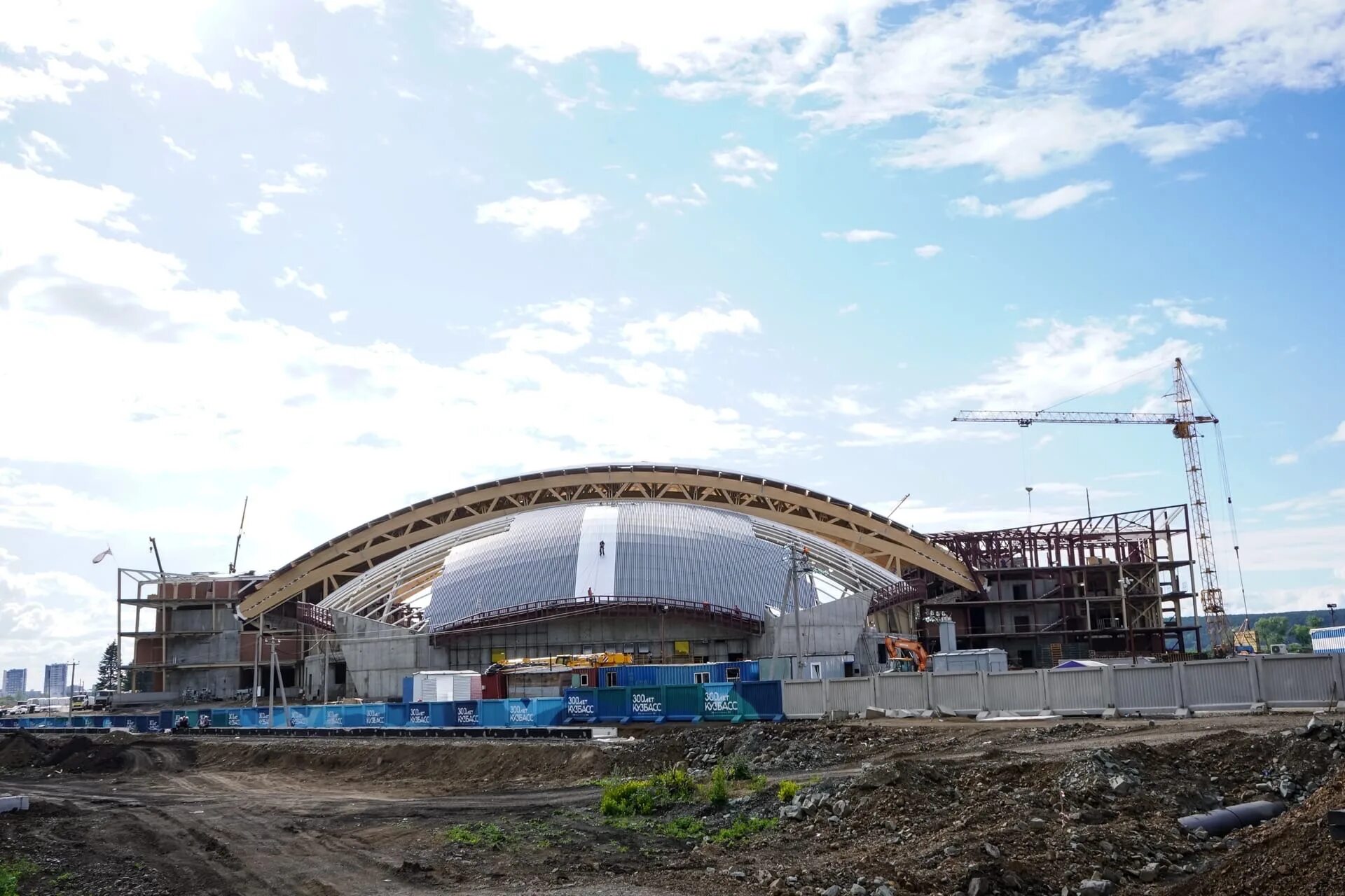 алтуфьевское шоссе, вл. объект спортивный строящийся. строящийся спортивный комплекс. строящийся спортивный комплекс. стадион к олимпиаде 2014 года в сочи (россия).