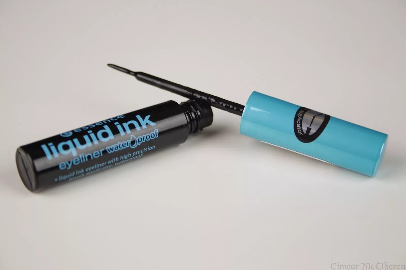 Essence Liquid Ink Eyeliner подводка. Подводка Essence Liquid Ink Eyeliner Waterproof. - Essence Liquid Ink Waterproof. Подводка Эссенс Ликвид Инк.