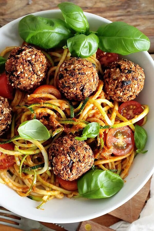 Italian Quinoa Protein Patties Nuts and Seed Quinoa protein, Vegetarian recipes,